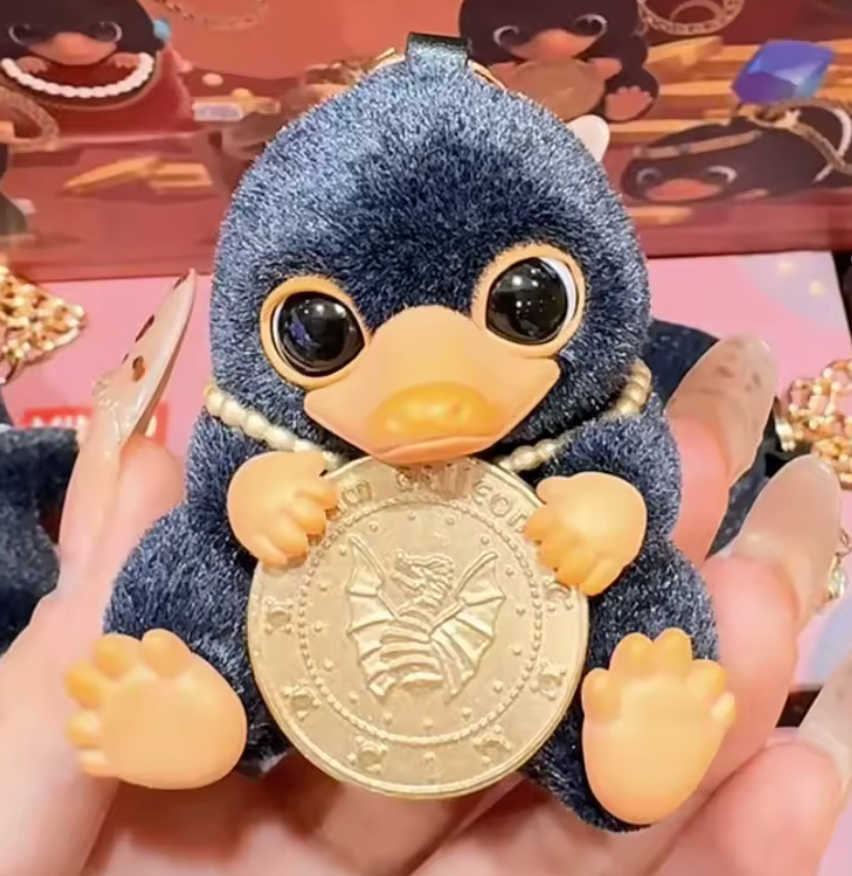 Mini Jewelry Museum Series Flocked Blind Box Kawaii Niffler Keychain